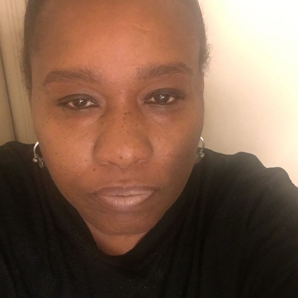 Meet your Posher, Cynthia